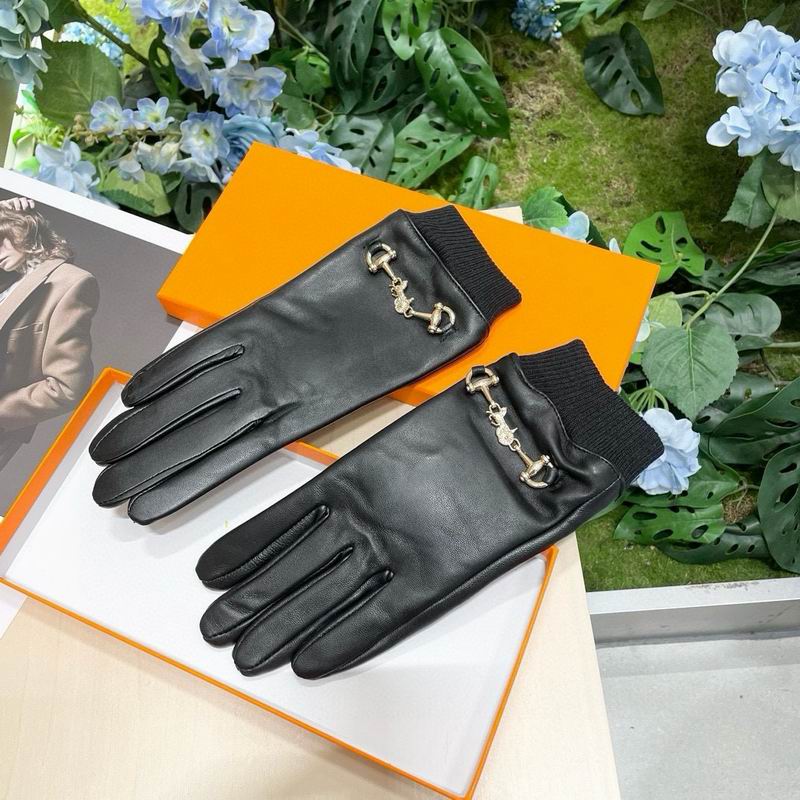 Gucci Gloves 30 (4)