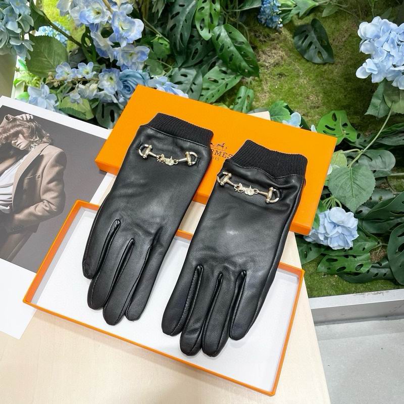 Gucci Gloves 30 (6)