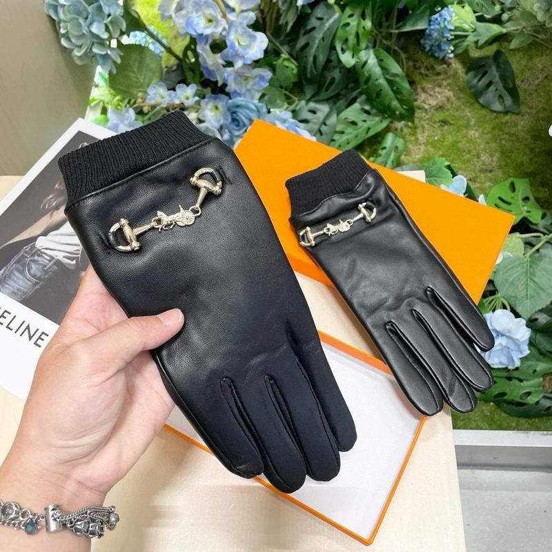 Gucci Gloves 30 (7)