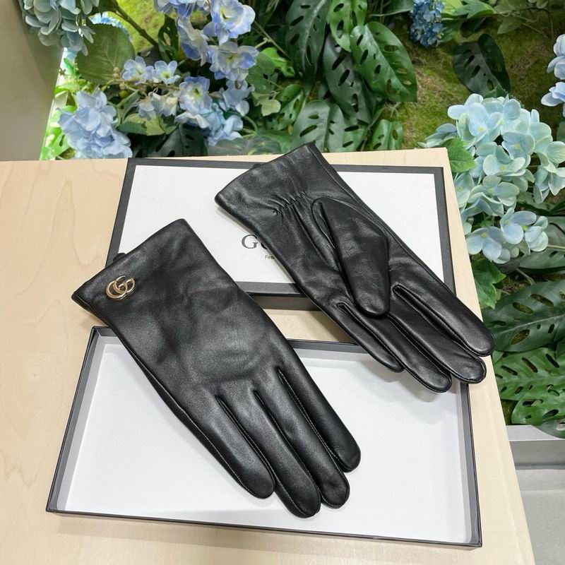 Gucci Gloves M L 18 (7)