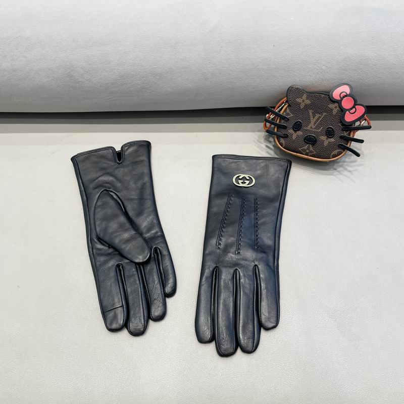 Gucci Gloves M L 52 (7)