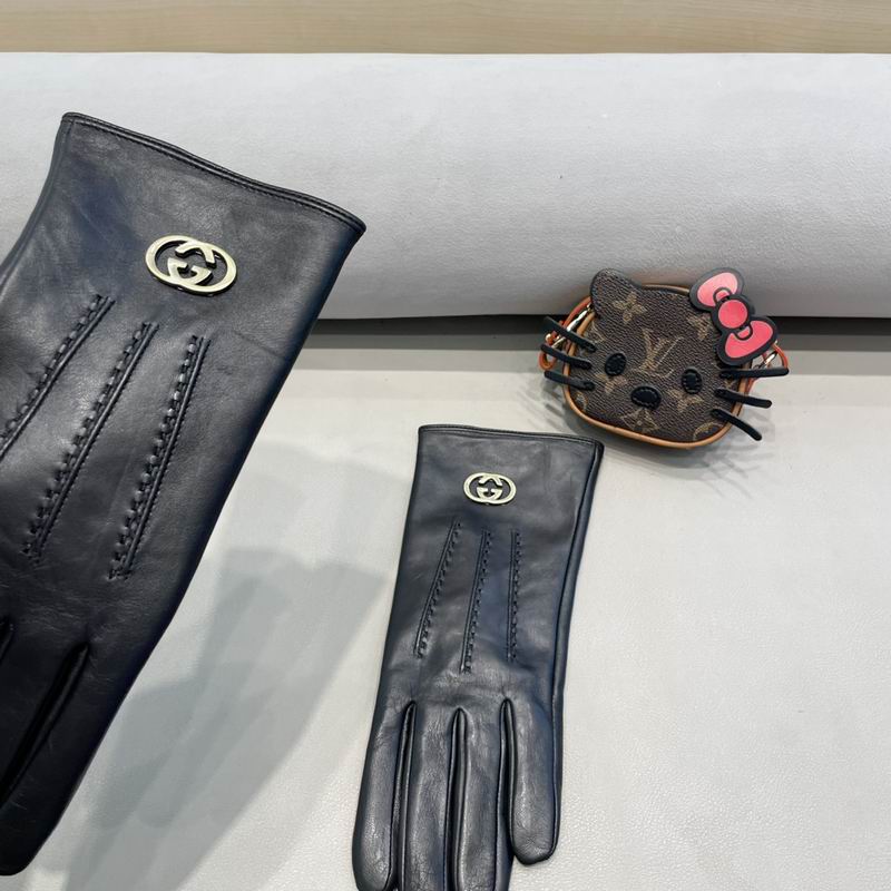 Gucci Gloves M L 52 (8)