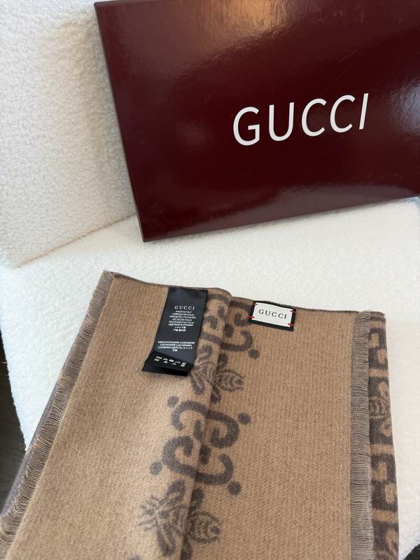 Gucci Scarf 35X192cm E19 (6)