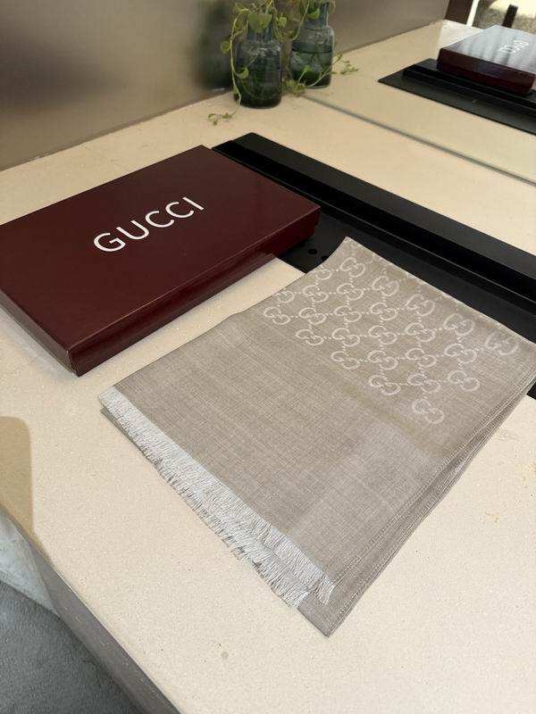 Gucci Scarf 45X180cm E26 (25)