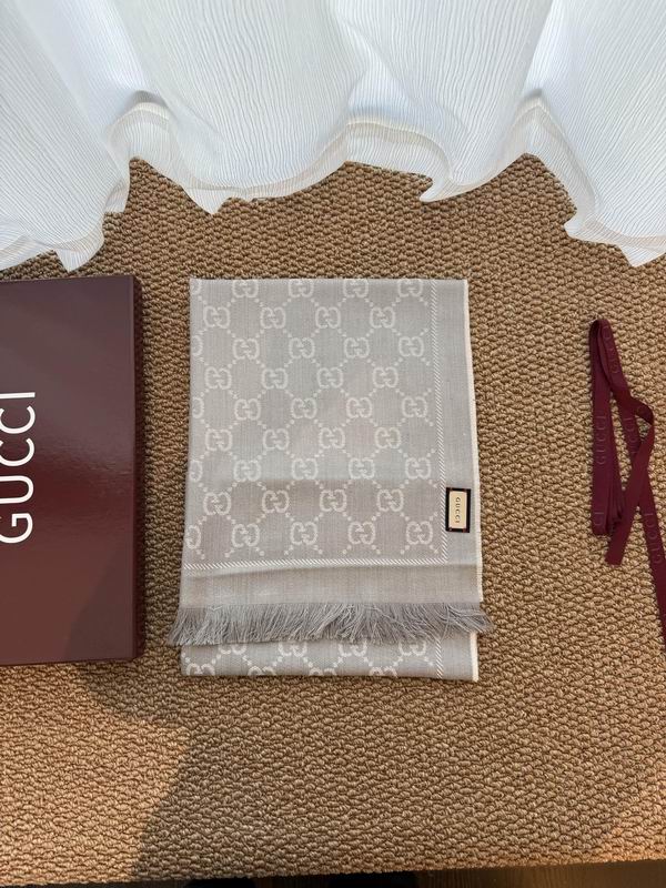 Gucci Scarf 48X180cm E13 (55)