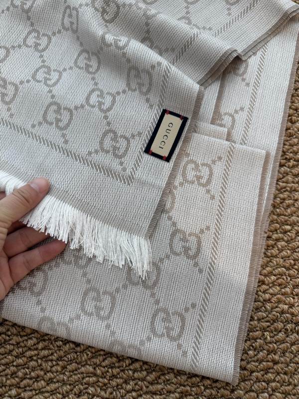 Gucci Scarf 48X180cm E13 (63)