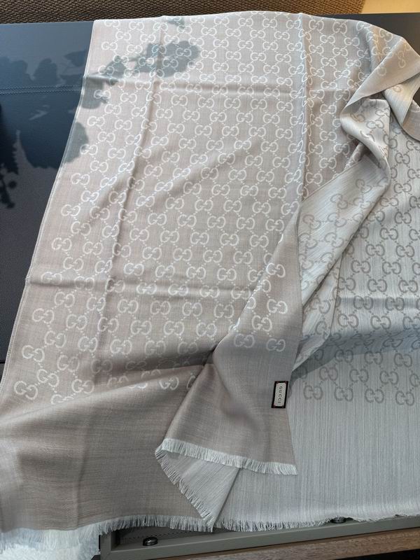 Gucci Scarf 70X200cm E31 (65)
