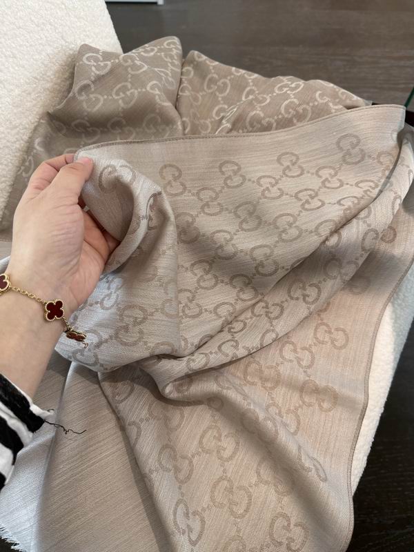 Gucci Scarf 70X200cm E31 (66)