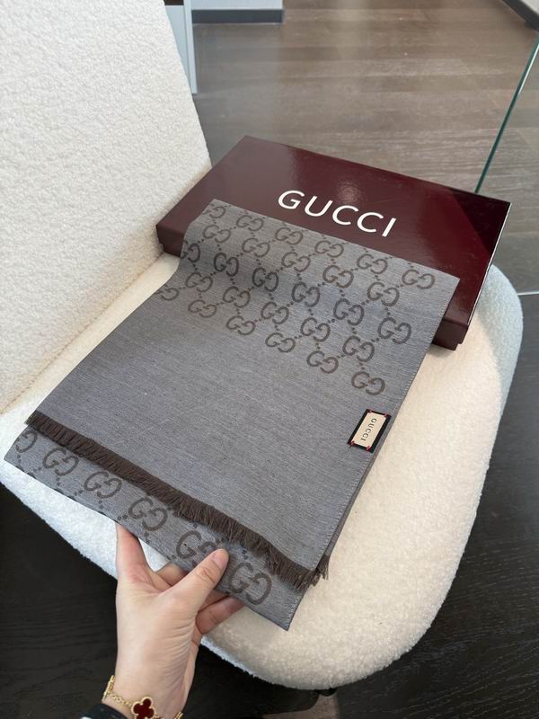 Gucci Scarf 70X200cm E31 (88)
