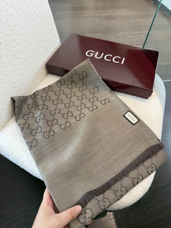 Gucci Scarf 70X200cm E31 (98)