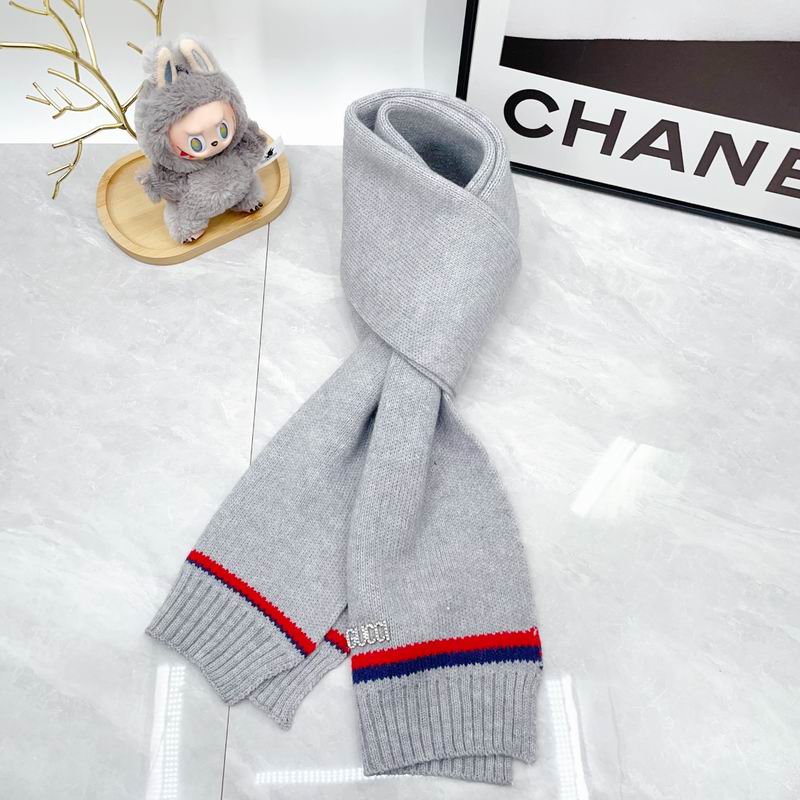 Gucci Scarf Hat Gloves dx (346)