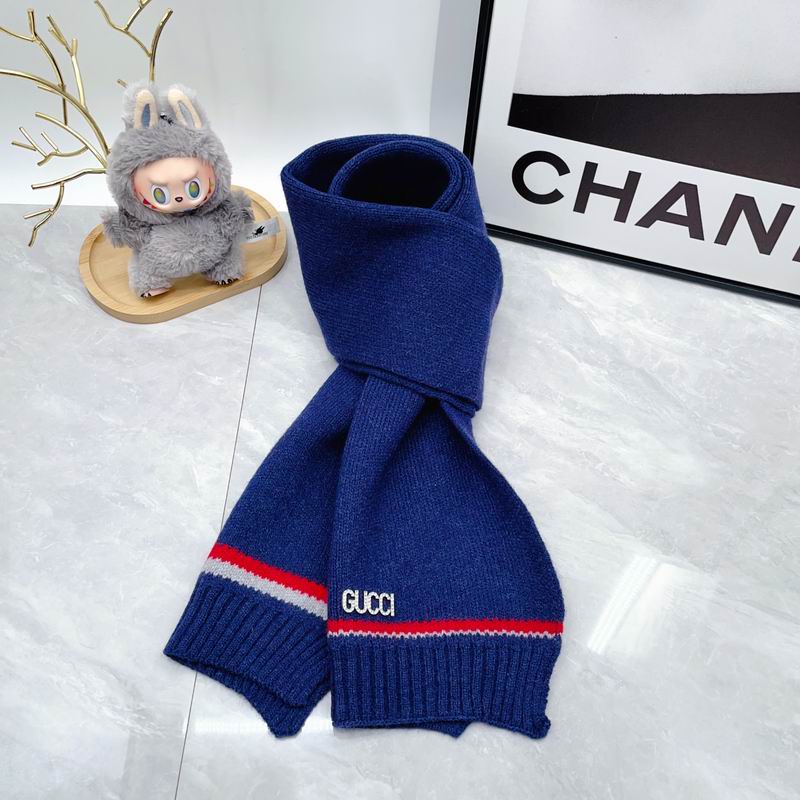 Gucci Scarf Hat Gloves dx (355)
