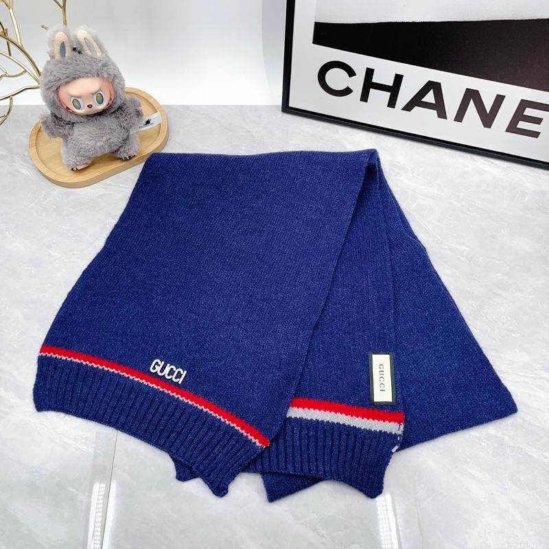Gucci Scarf Hat Gloves dx (356)