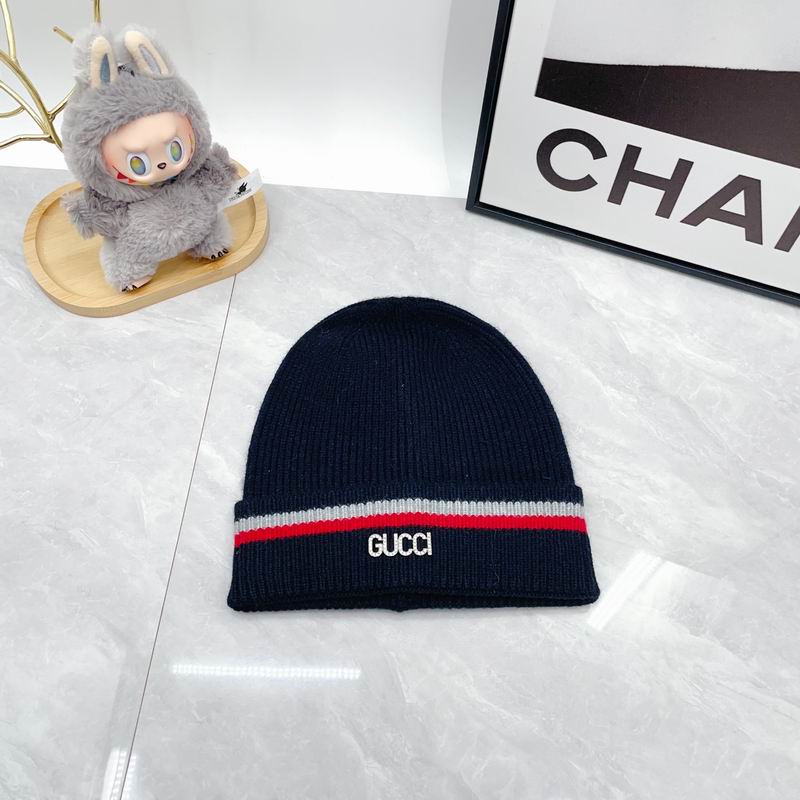 Gucci Scarf Hat Gloves dx (363)