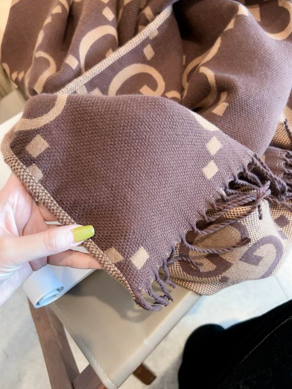 Gucci cloak 145X185cm 100%羊毛 E04 (3)