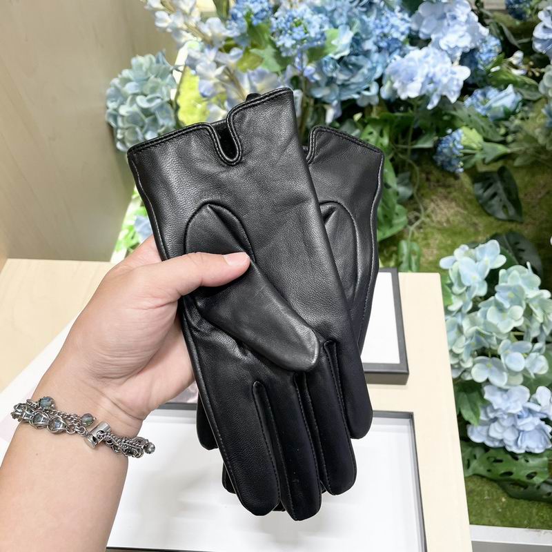 Gucci gloves M L 42 (1)