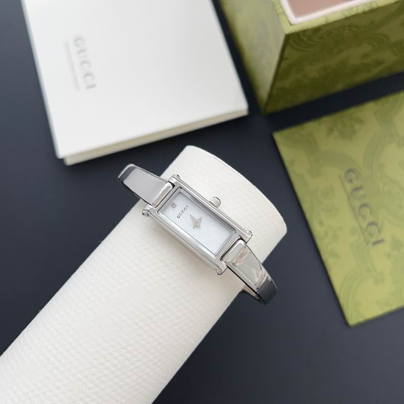 Gucci watch 76 (13)