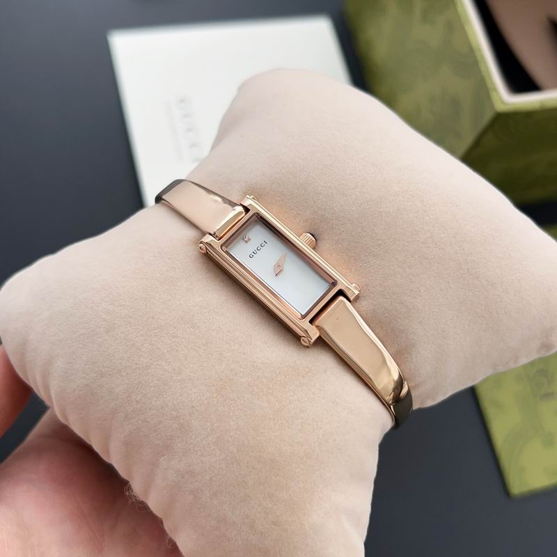 Gucci watch 77 (27)