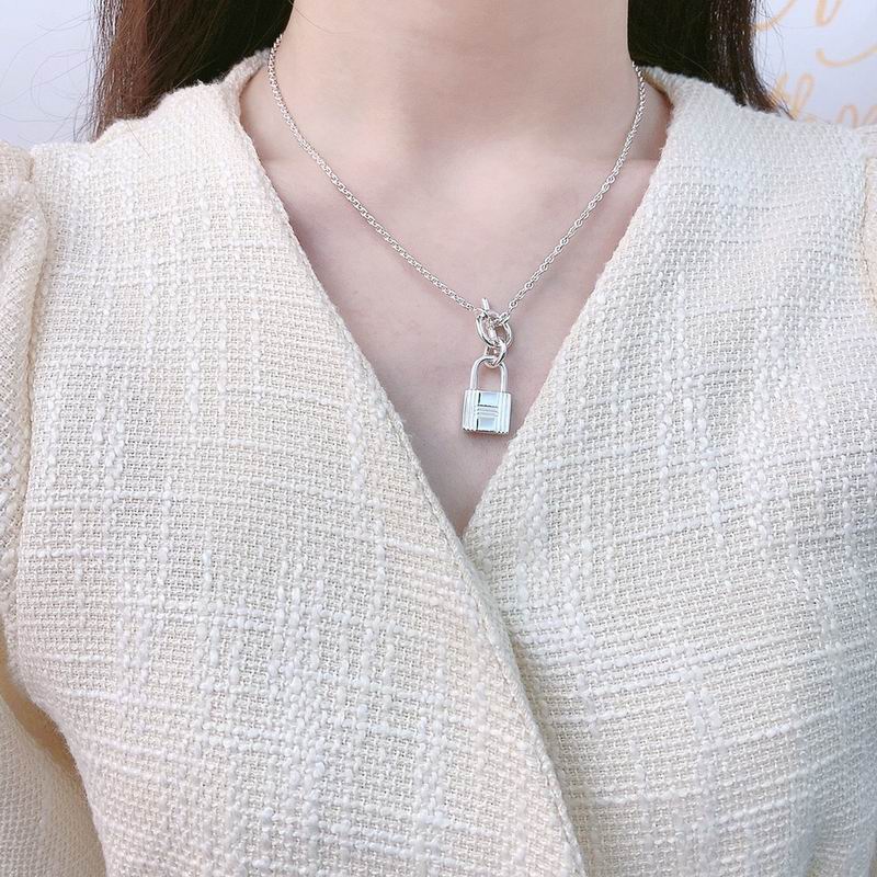 Hermes Necklace 10yxq06 (9)
