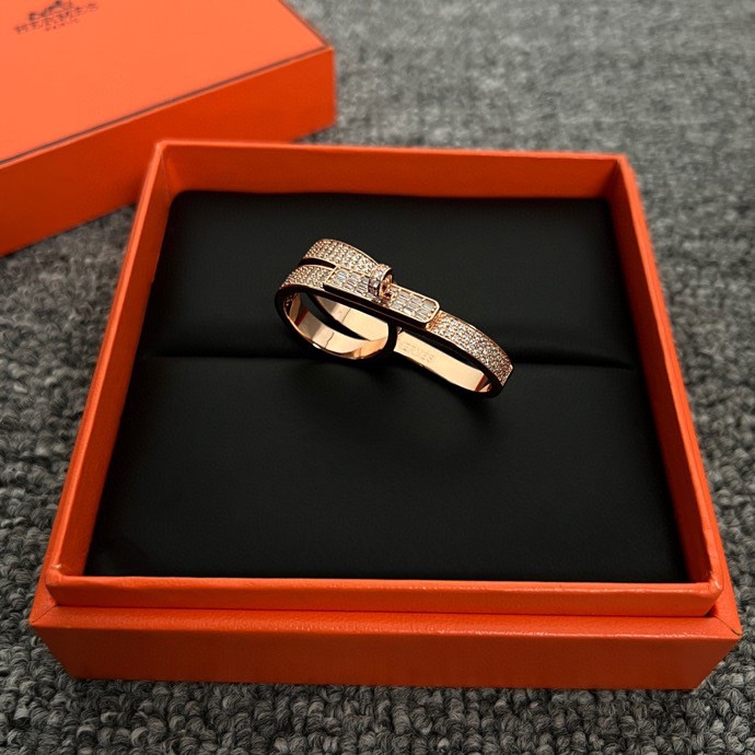 Hermes Ring 09yxq07 (5)