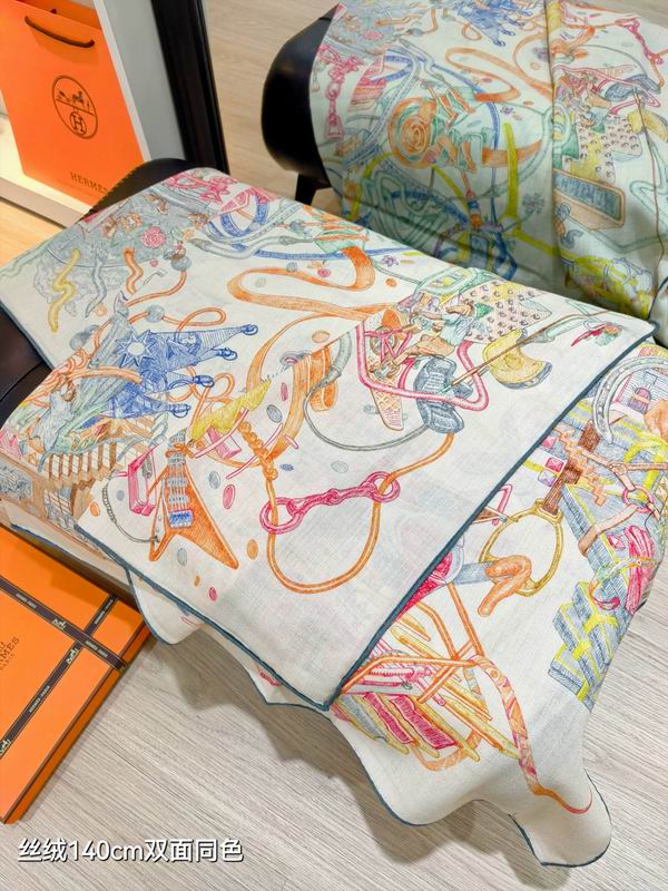 Hermes Scarf 140X140cm 70%羊绒30%真丝 E03 (25)