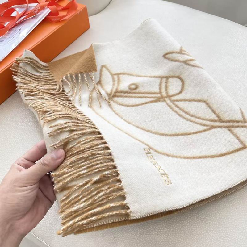 Hermes Scarf 46X200cm E16 (1)