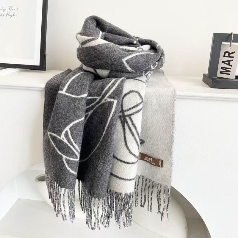 Hermes Scarf 46X200cm E16 (10)