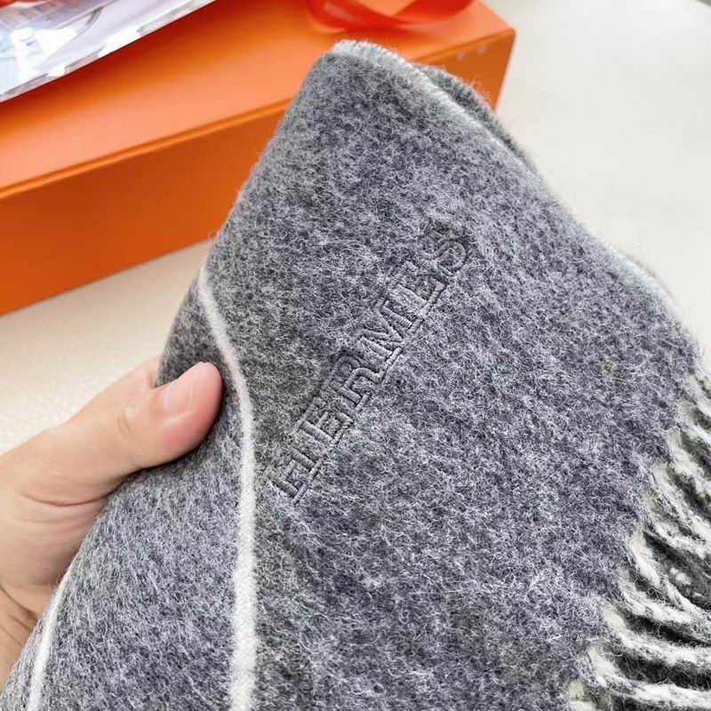 Hermes Scarf 46X200cm E16 (9)