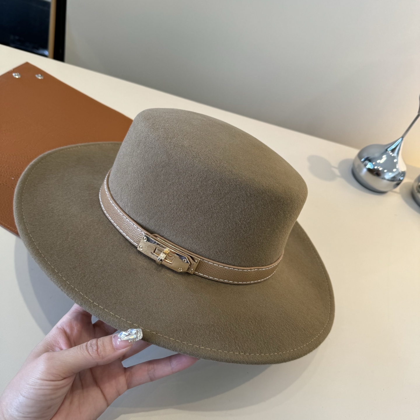 Hermes Top Hat (17)