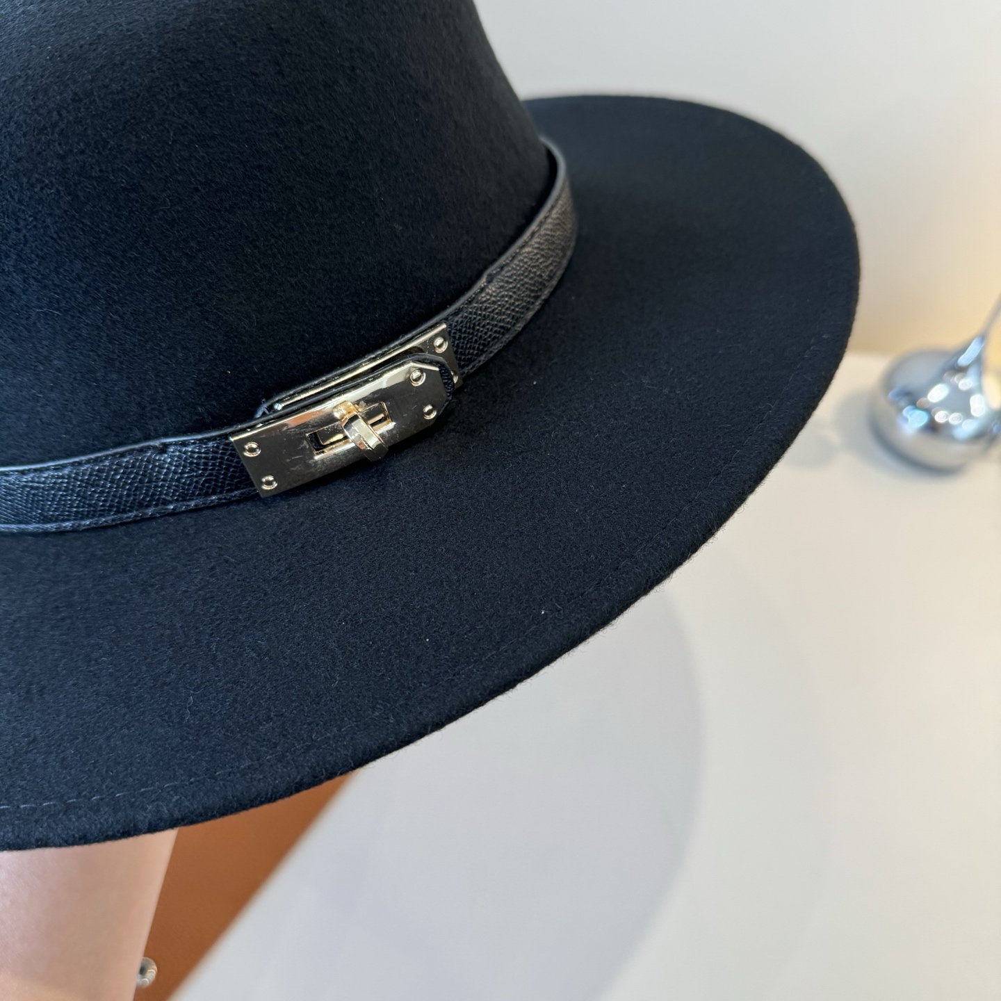 Hermes Top Hat (3)