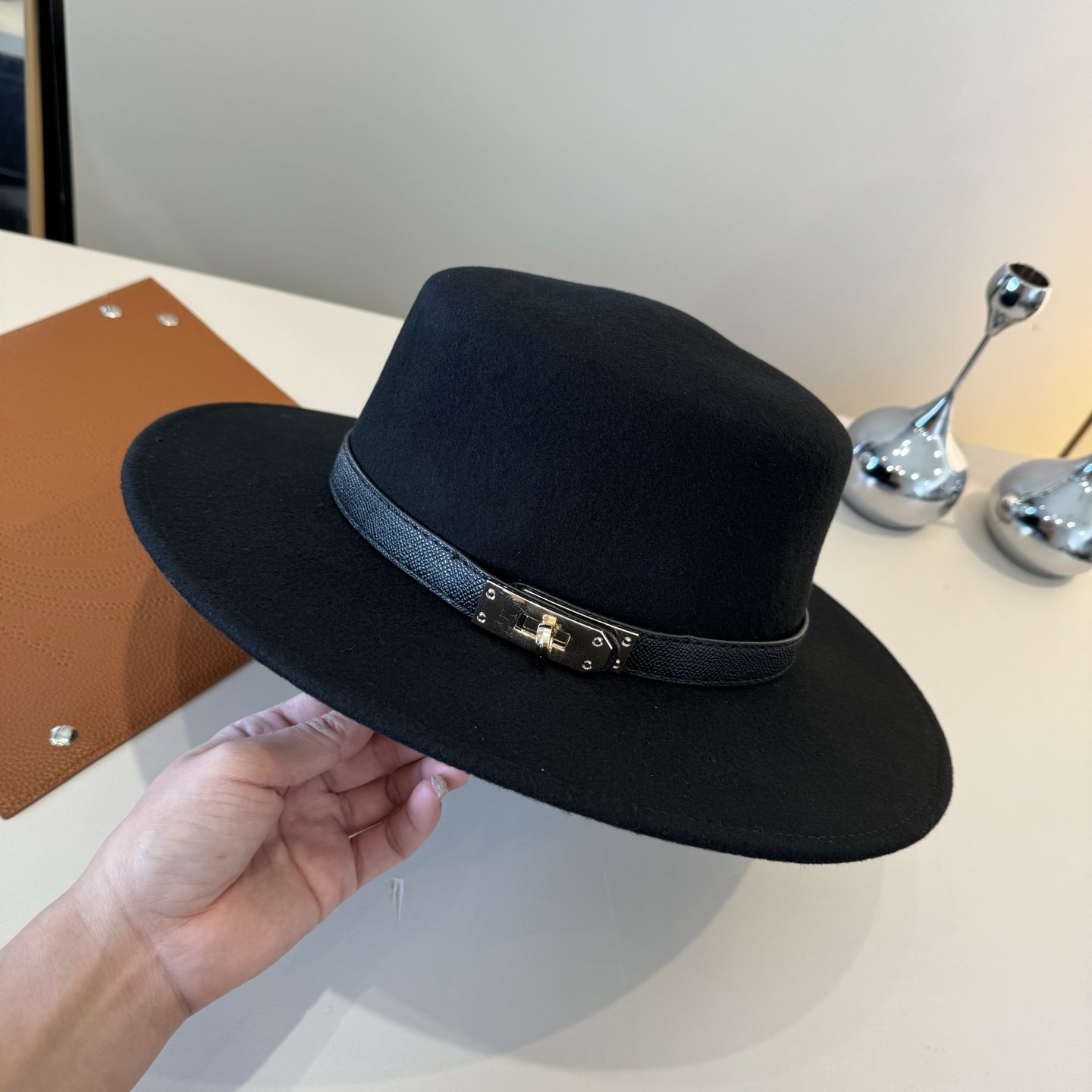 Hermes Top Hat (7)