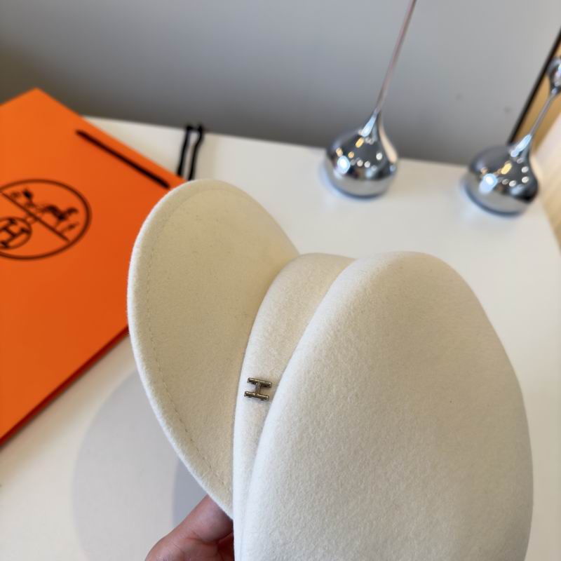 Hermes cap (191)