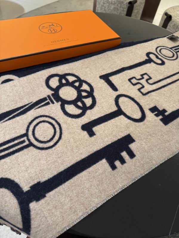 Hermes scarf 32X180cm E11 (2)
