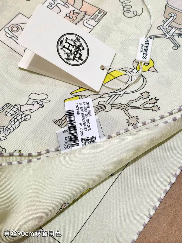 Hermes silk scarf 90X90cm E01 (17)