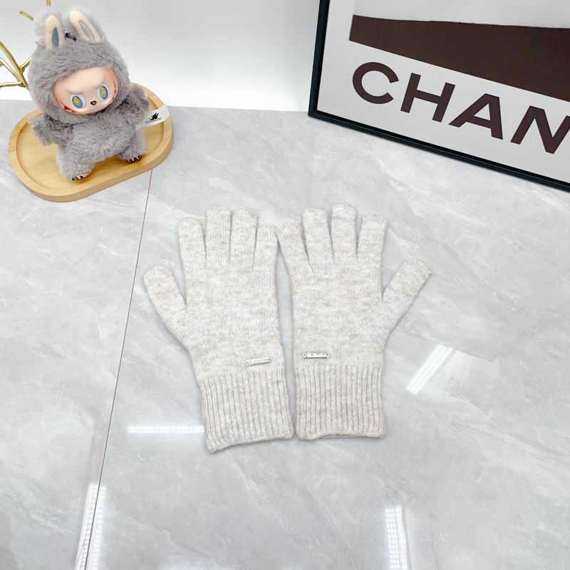 LP Scarf Hat Gloves dx (252)