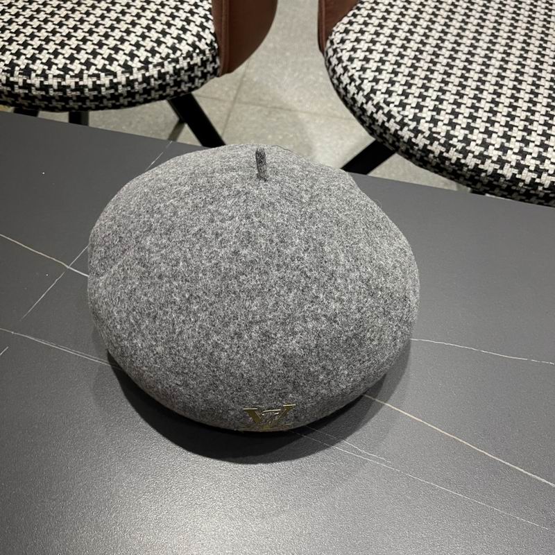 LV Beret (63)