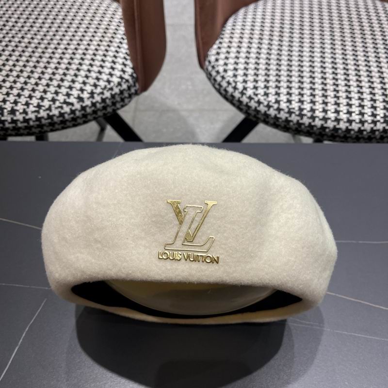 LV Beret (70)