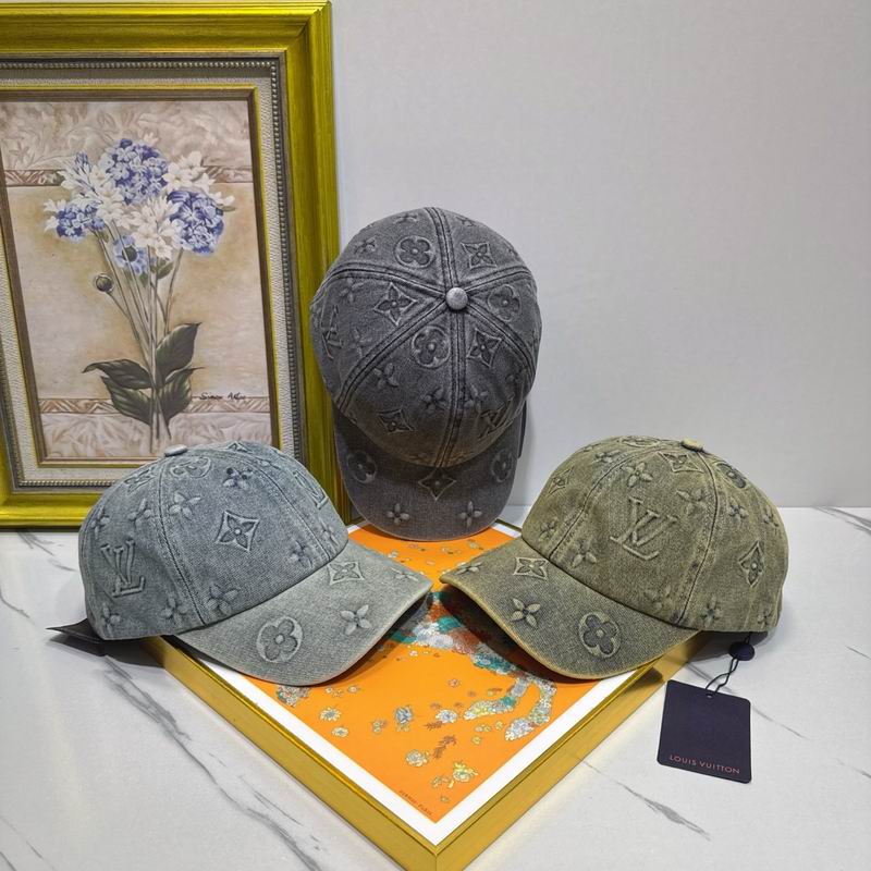 LV Cap (553)