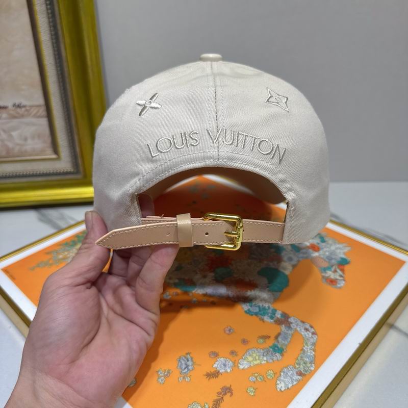 LV Cap (571)