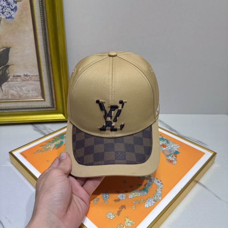 LV Cap (652)