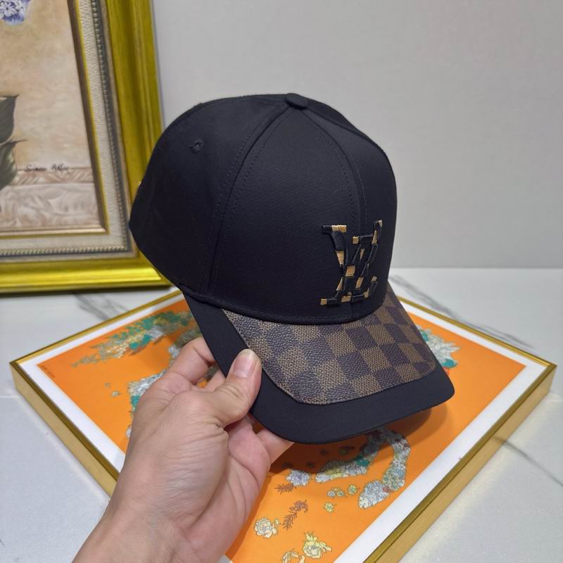 LV Cap (659)