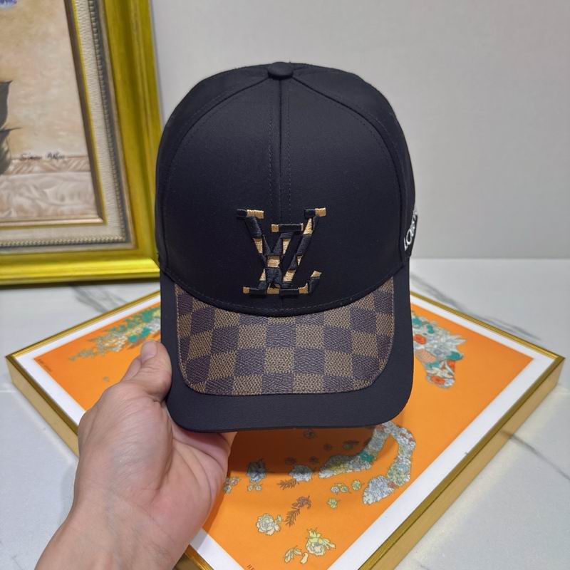 LV Cap (661)