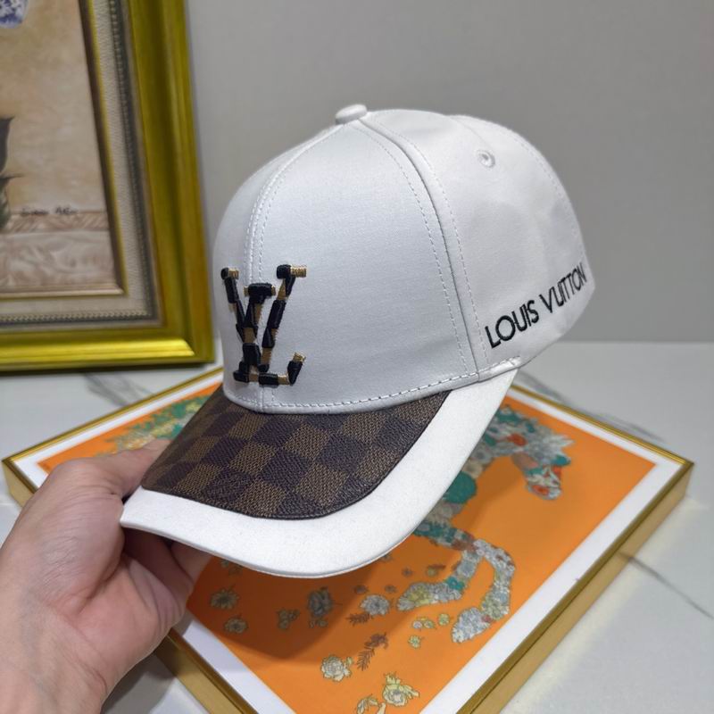 LV Cap (669)