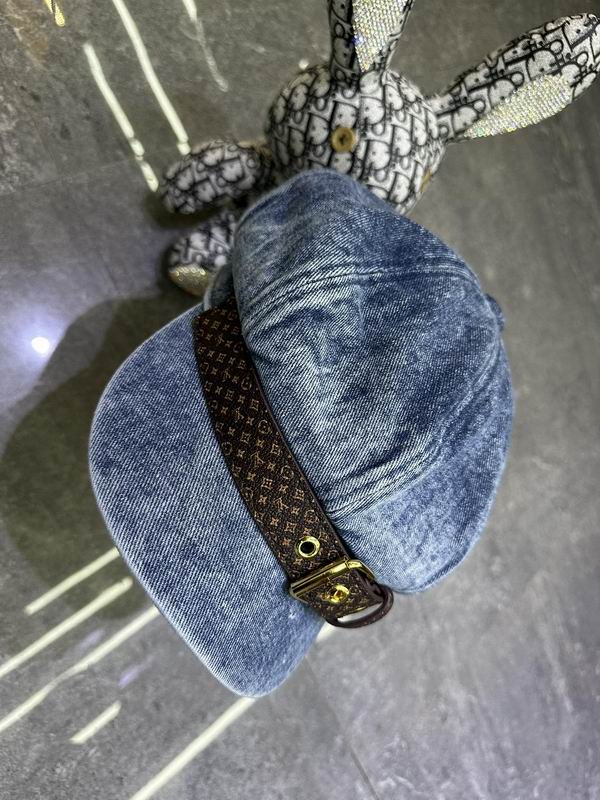 LV Cap dx (418)