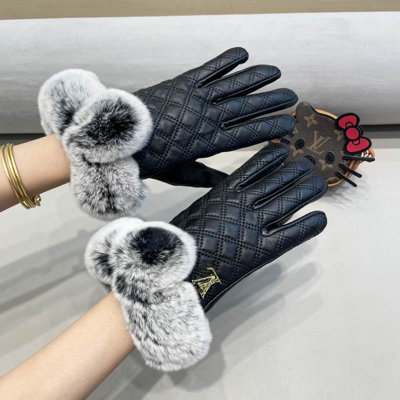 LV Gloves 101 (8)