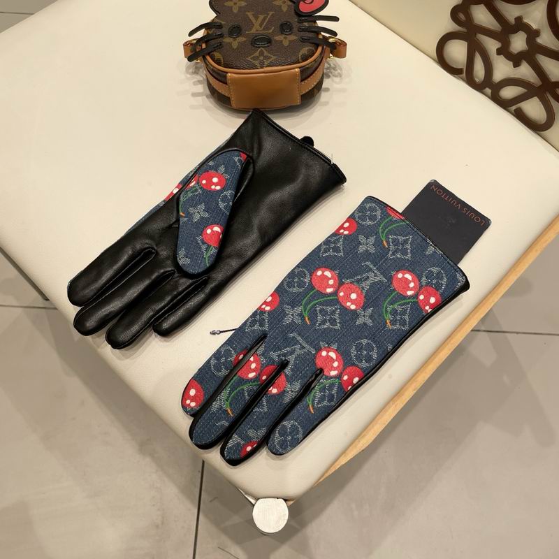 LV Gloves 38 (4)