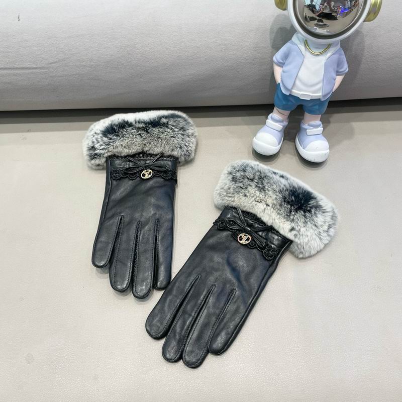 LV Gloves M L 186 (1)