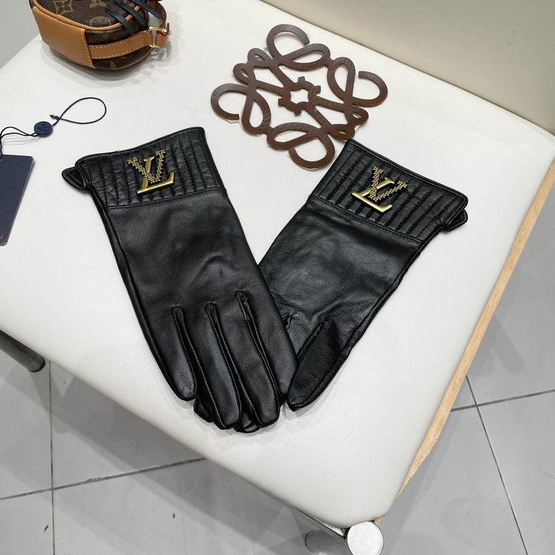 LV Gloves M L 44 (5)