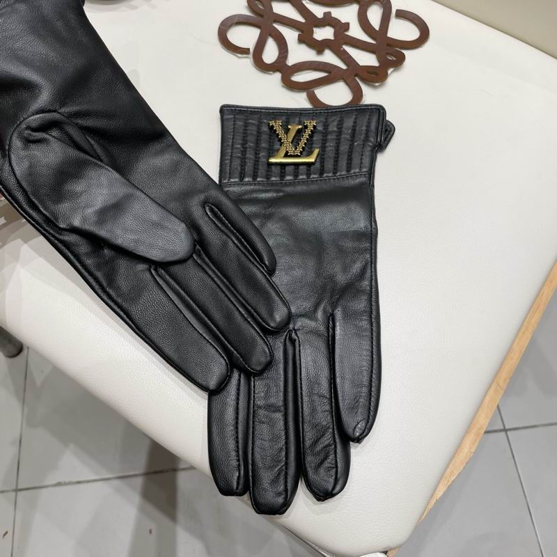 LV Gloves M L 44 (6)