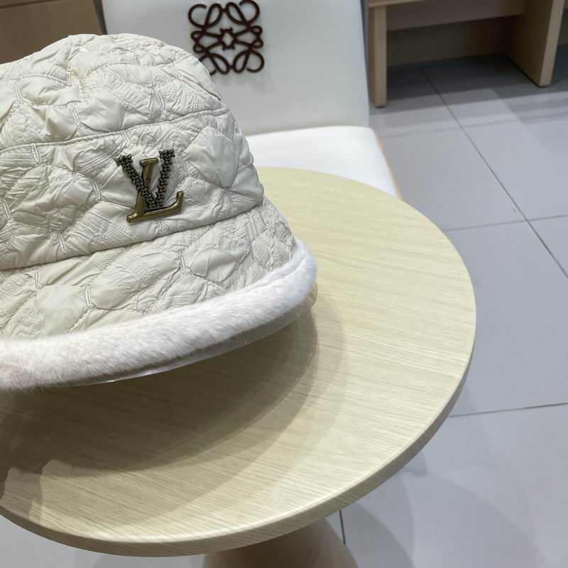 LV Hat (195)